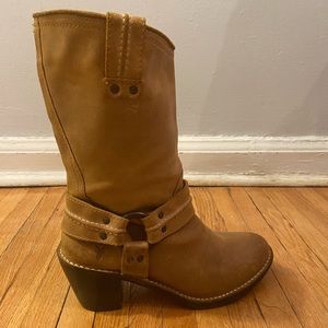 Frye Leather Harness Heeled Boots size 9.5 77374